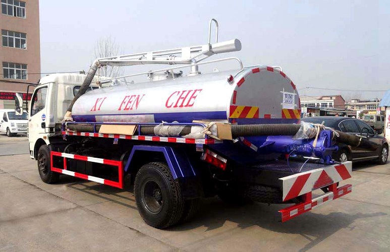 東風大多利卡8方吸糞車 東風大多利卡8方吸糞車圖片