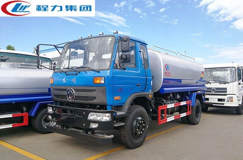 東風(fēng)老款12-15方灑水車(chē)