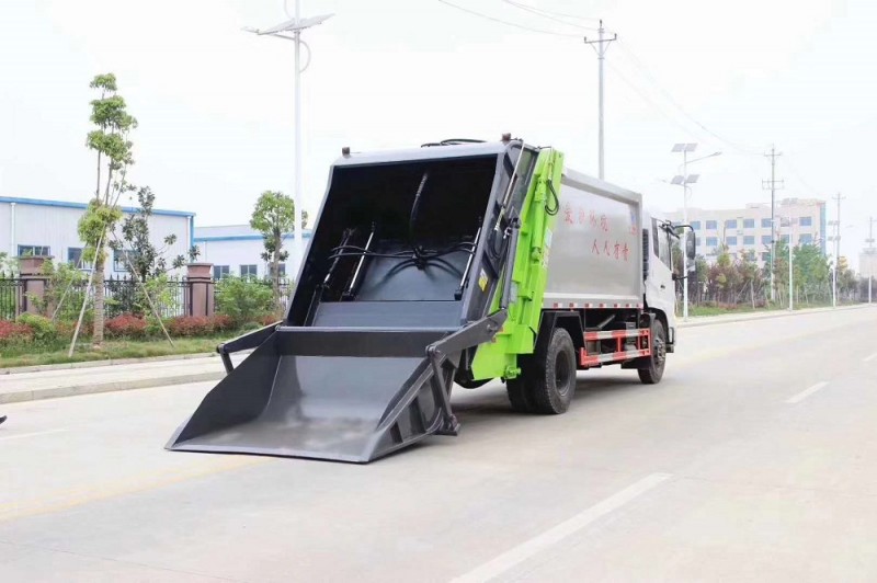 東風(fēng)天錦10-14方壓縮式垃圾車