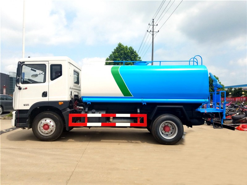 東風多利卡D9（12方）灑水車圖片