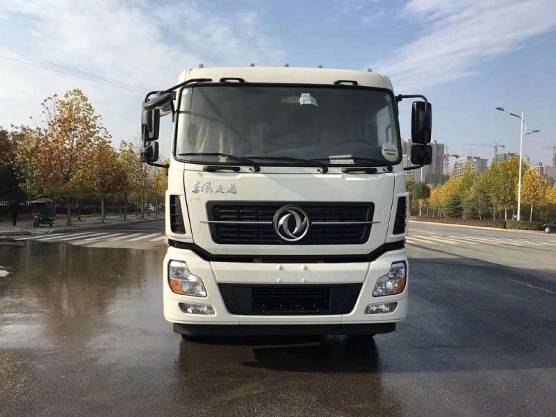 東風(fēng)天龍后雙橋22方洗掃車