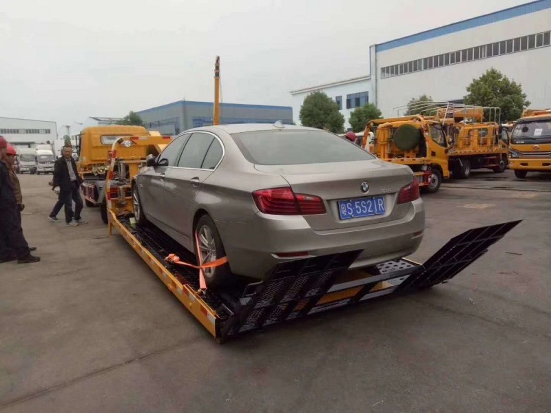 東風(fēng)大多利卡一拖二清障車(chē)