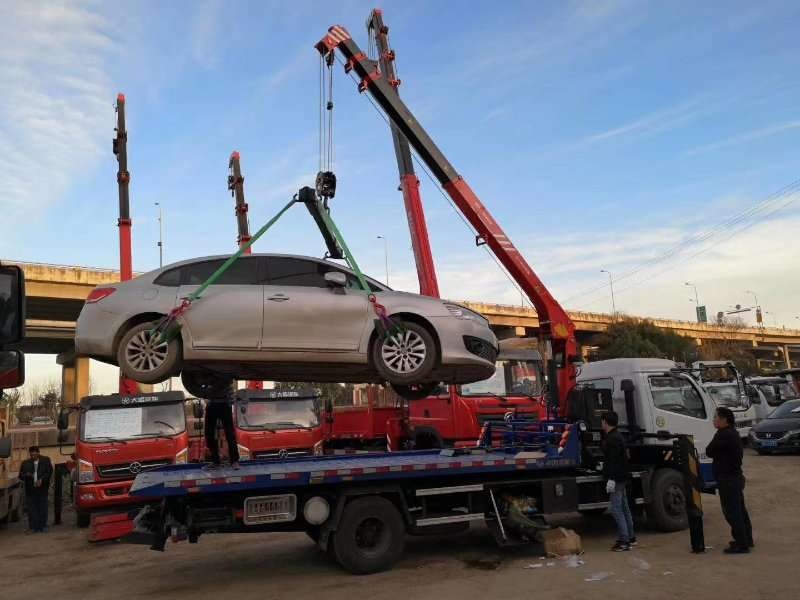 東風(fēng)大多利卡一拖二清障車(chē)