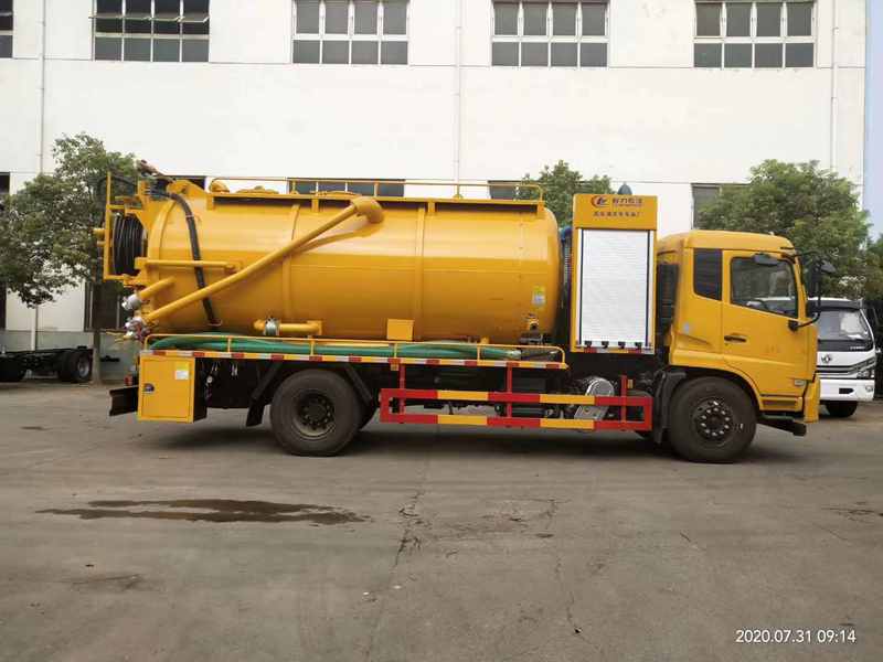東風天錦清洗吸污車圖片