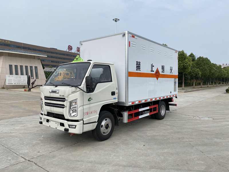 江鈴順達(dá)爆破器材運(yùn)輸車(chē)(黃牌)